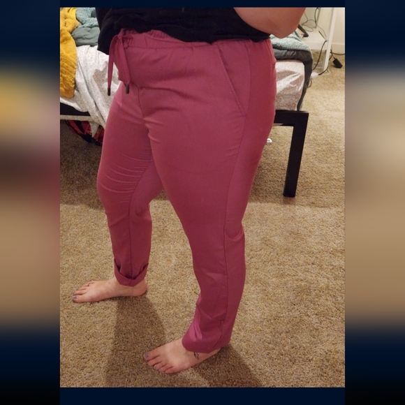 New! Pink pants - Picture 3 of 4